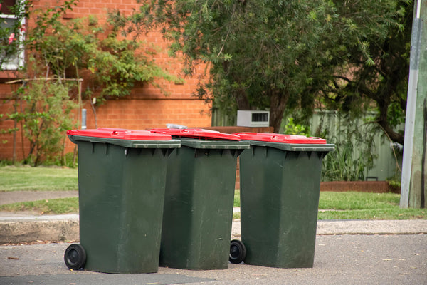 How to replace the wheels on a wheelie bin