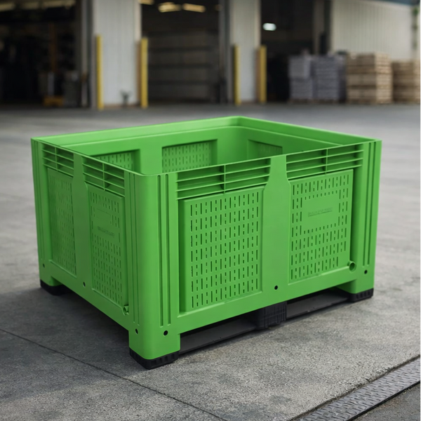 Green Plastic Box Pallet with Vented Sides and Base